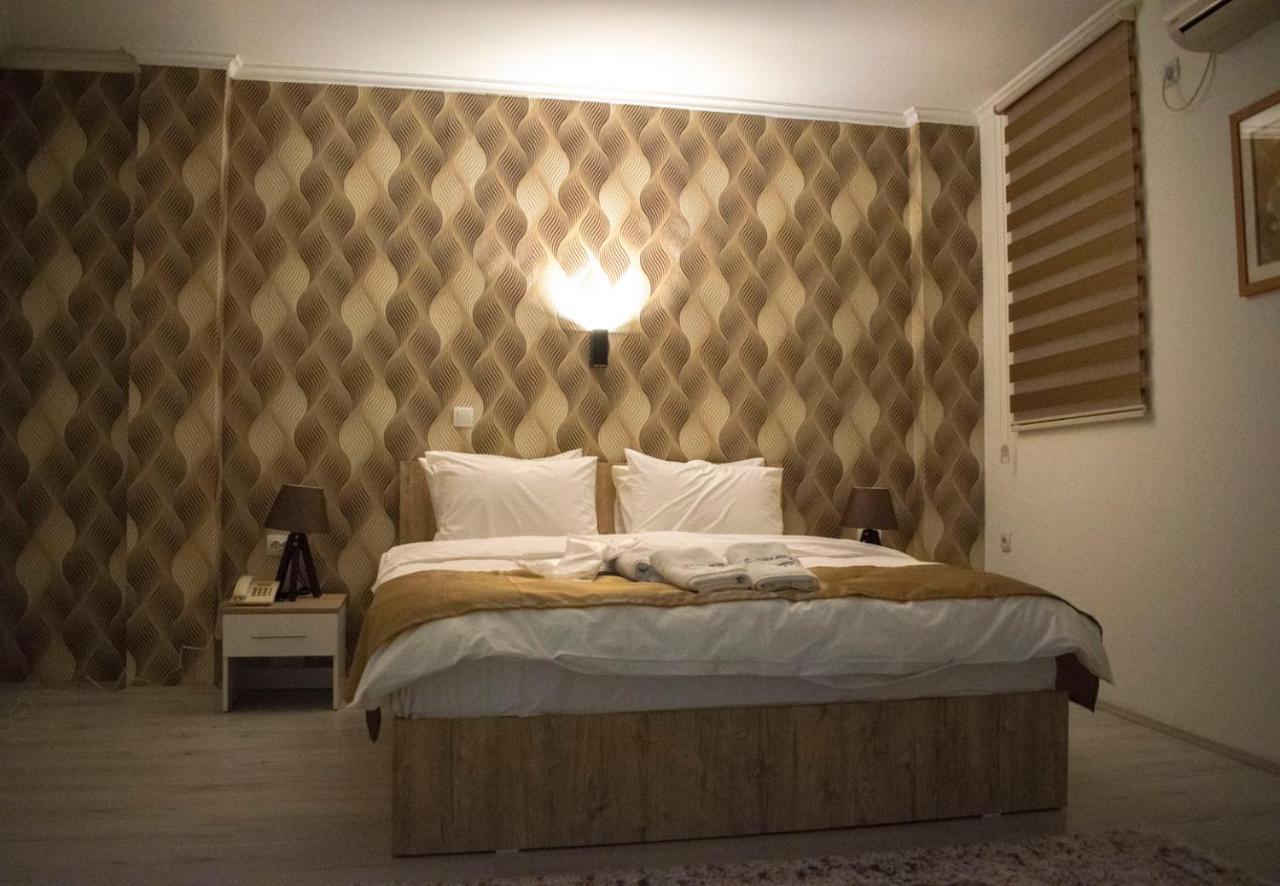 Hotel Old Alisa Скопье Экстерьер фото